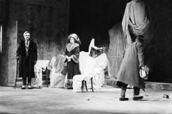 Nationaltheateret. "Kirsebærhaven". Stills for film 25/11-71