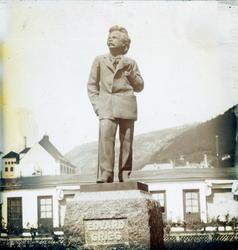 41. Griegs monument, Bergen