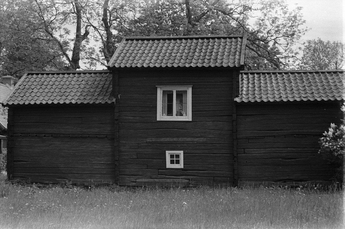Bodlänga, Prästgården 1:1, Skuttunge socken, Uppland 1976