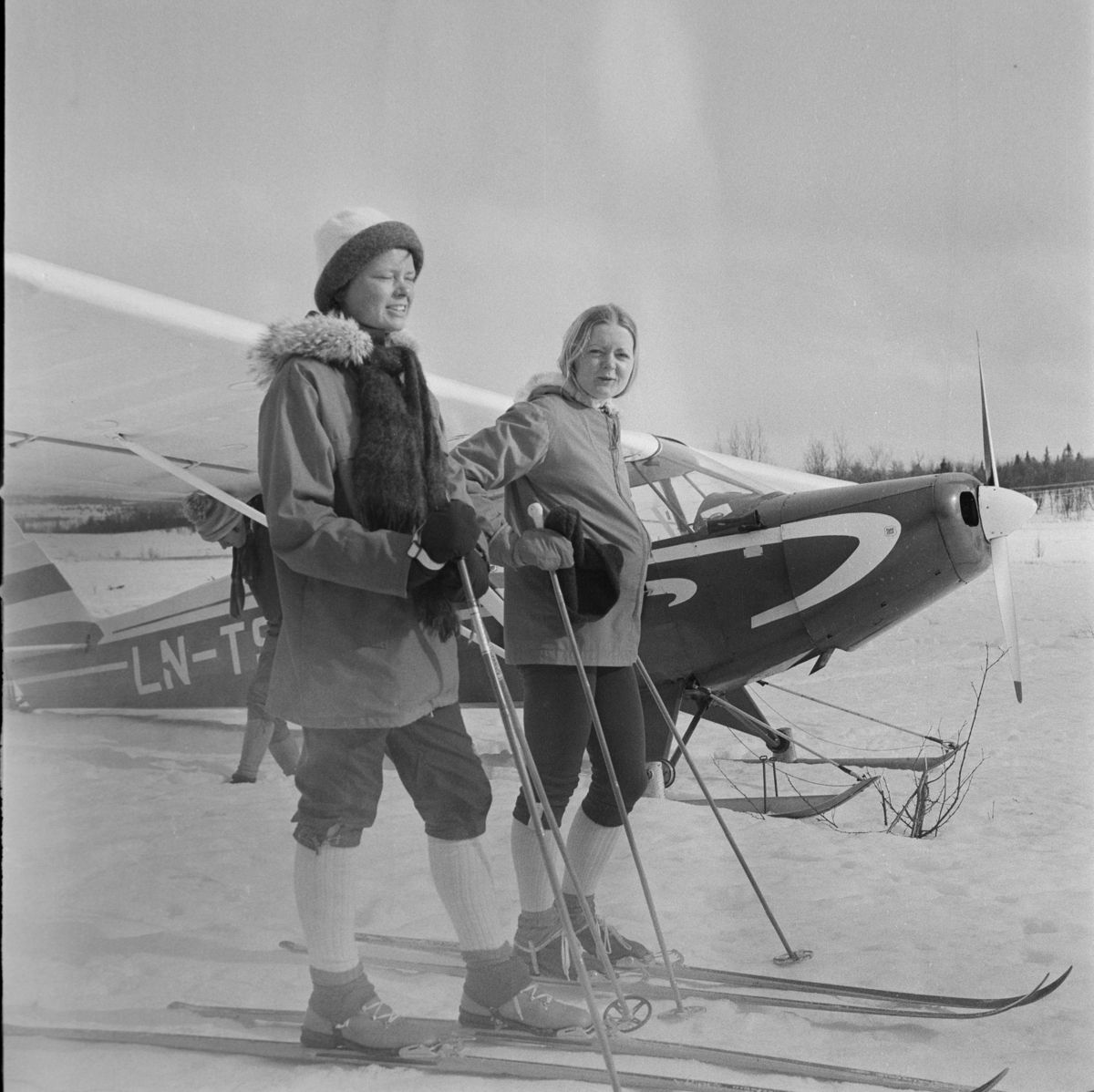 Skitur i Yddin. Aalling fly, Påsken 1976.