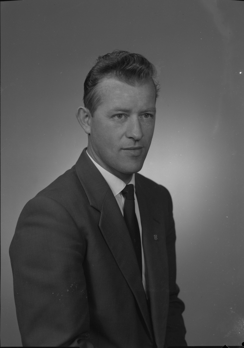 Leder i gruvearbeiderforeningen, Løkken Verk, Meldal, ansatt 1952-1962.