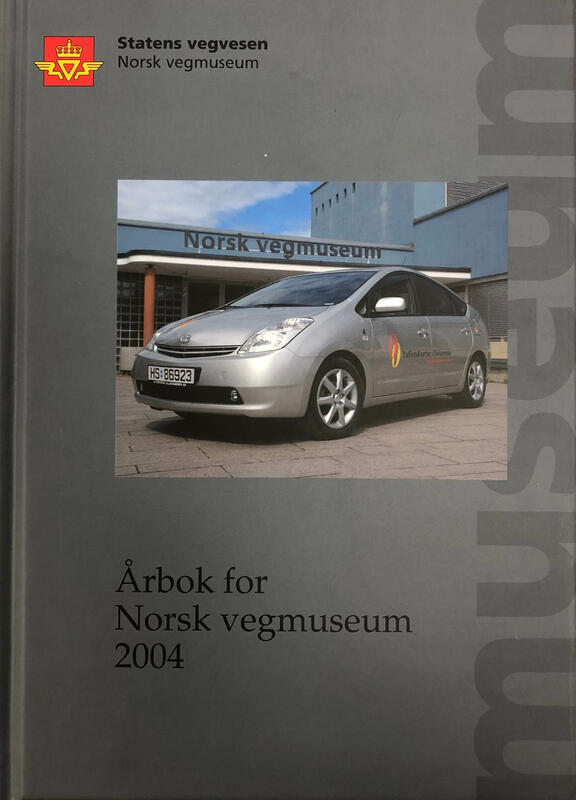 Forside til boken Årbok for Norsk vegmuseum 2004