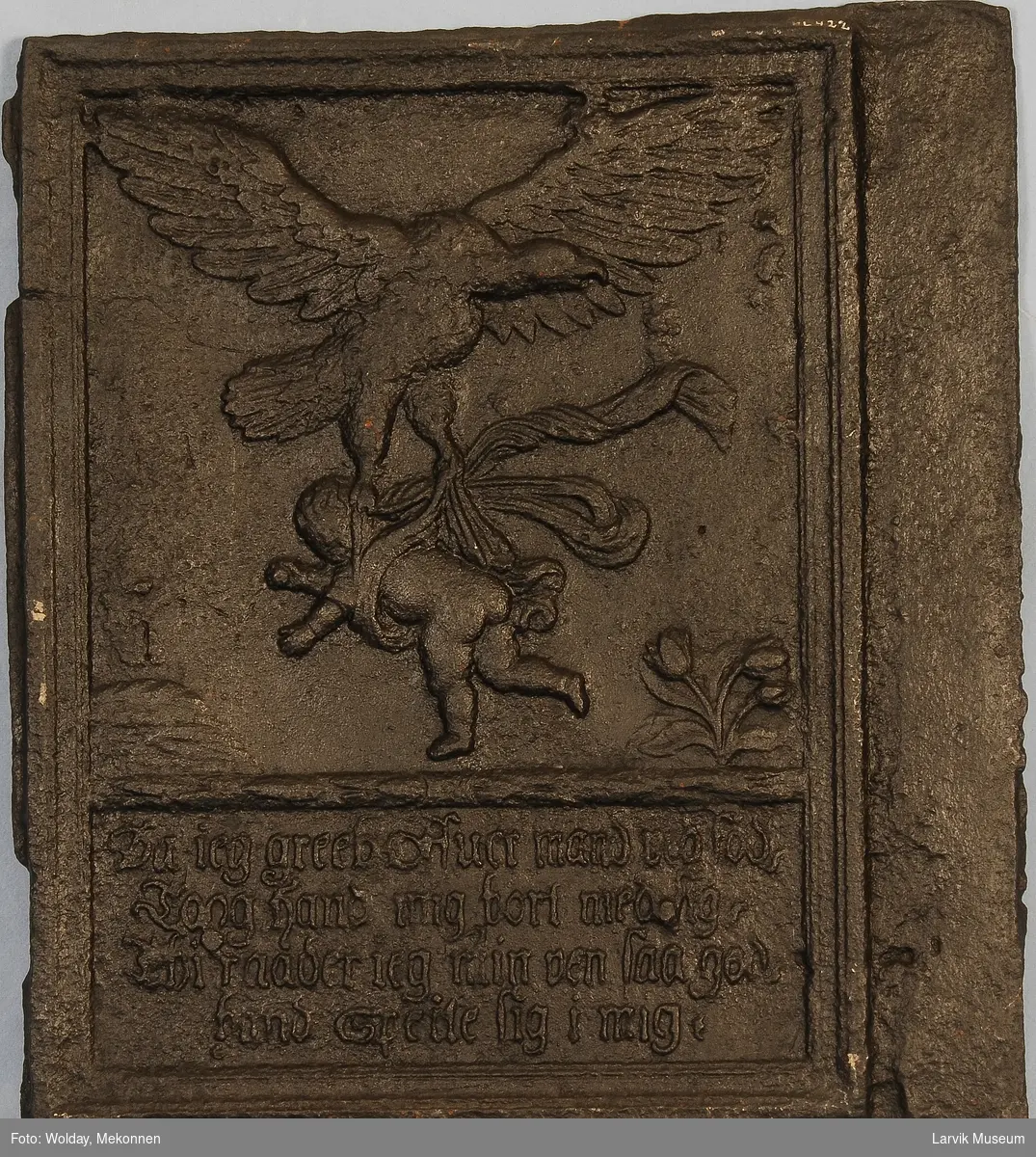 relieff av Ganymedes og ørnen. innskrift under.
