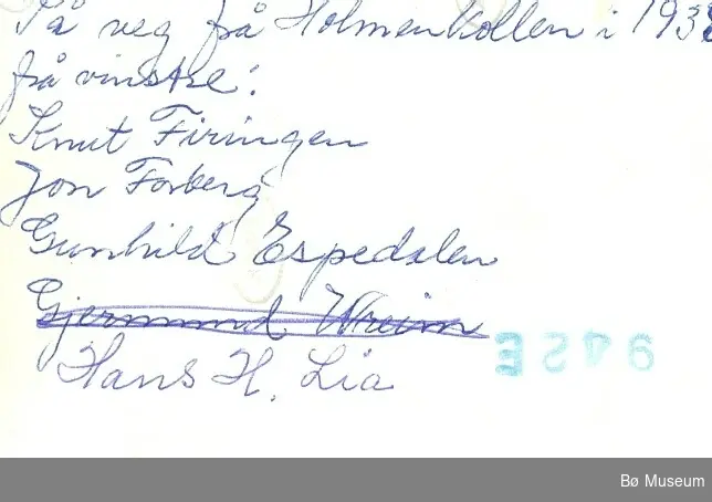 På veg til Holmenkollen i 1938.  F. v Knut Firingen, Jon Forberg, Gunhild Espedalen og Hans H. Lia
