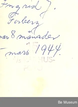 Ingrid J. Forberg 8 månader, mars 1944