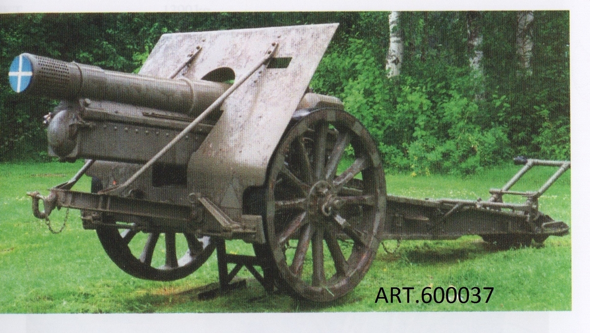 Denna haubits köptes 1919 i 12 exemplar från Bofors för Kustartilleriet (KA), avsett för tre rörliga batterier.
I senare bytesaffärer av pjäser mellan KA och armén tillfördes dessa 1943-44 armén för rörliga batterier inom Bodens fästningsområde.
För att dras av hästar krävdes att eldröret transporterades för sig själv. För fordonsdragning kunde haubitsens hjulaxel dras upp på ett hjulställ eftersom hjulaxlarna tålde bara hästdragningstempo.
Vikt 3,3 ton I körläge totalt med vagnar och tillbehör ca 4 ton.
Skottvidd max 10,4 km. Spränggranat 40,6 kg, 7 laddningsalternativ för laddningshylsa.
Eldrör av samma typ kom att i all hast tillverkas 1938 för 12 st ”15 cm haubits m/38”. Då i en modern lavett.