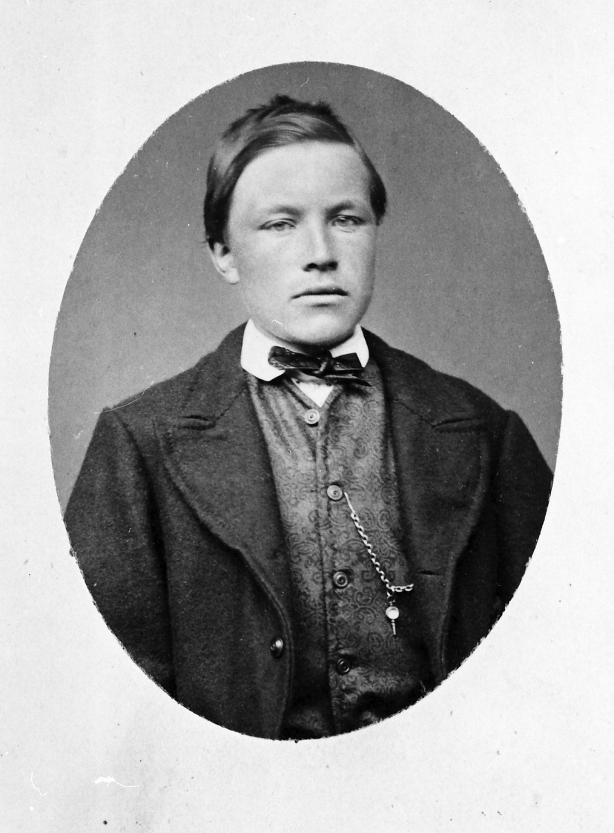 Portrett av ung mann