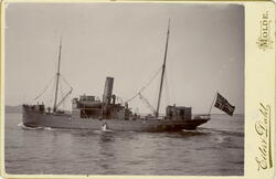 "Haalogaland. Bildet er tatt utenfor Bud tirsdag 01.09.1896"