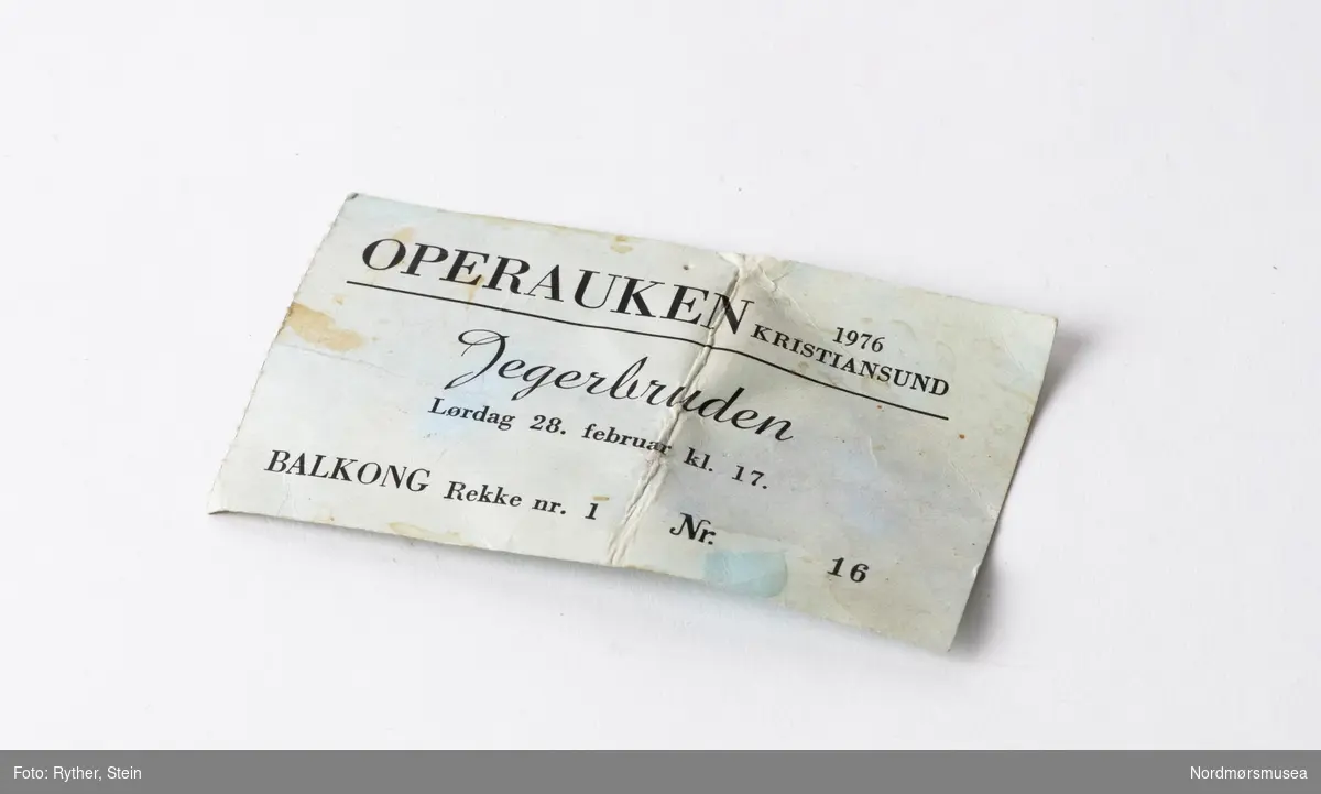 Inngangsbillett til Operauken i Kristiansund, med plassering på balkong.
