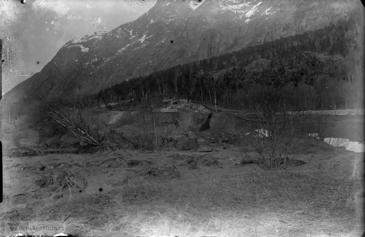 108. Leirras på Aak. april 1922.