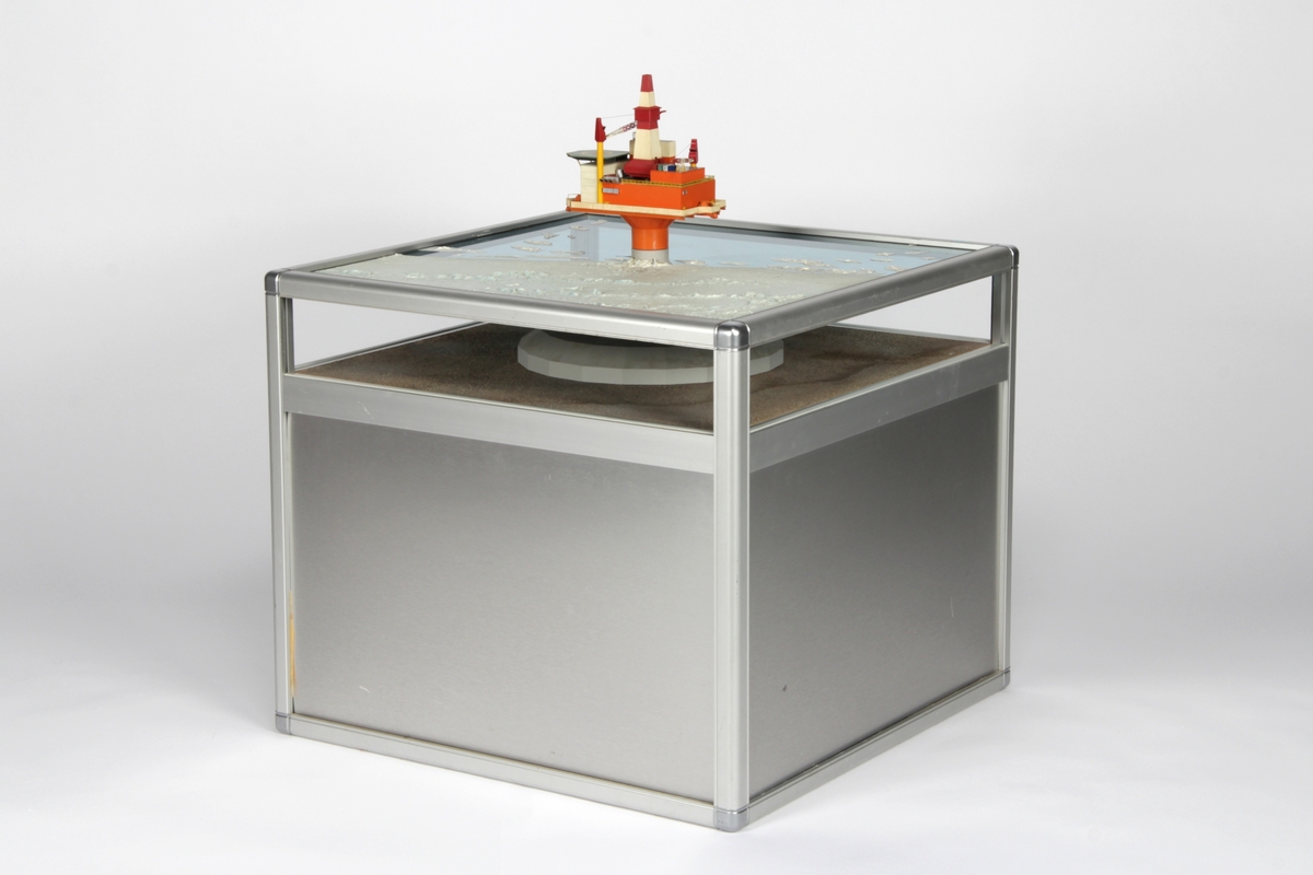 Modell Condeep Norsk Oljemuseum / DigitaltMuseum