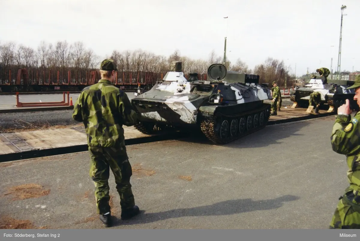 Pansarbandvagn 401/ MTLB. Militär.