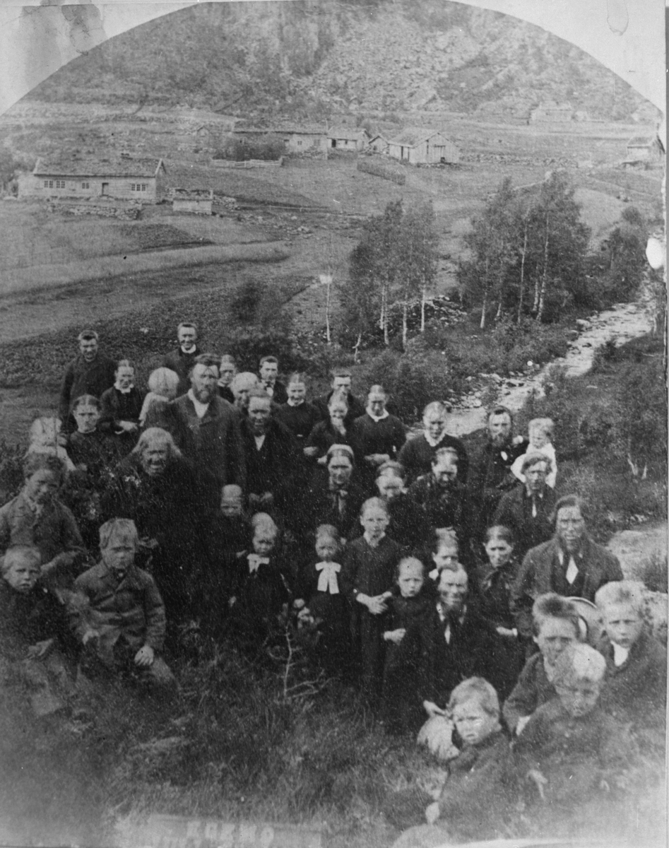 Landskap frå Eikemo i Åkerfjorden, juli 1889.