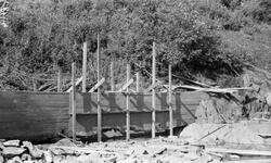 Reparasjon av støpt skådam ved Hartmannsfossen i Haugsåa i N