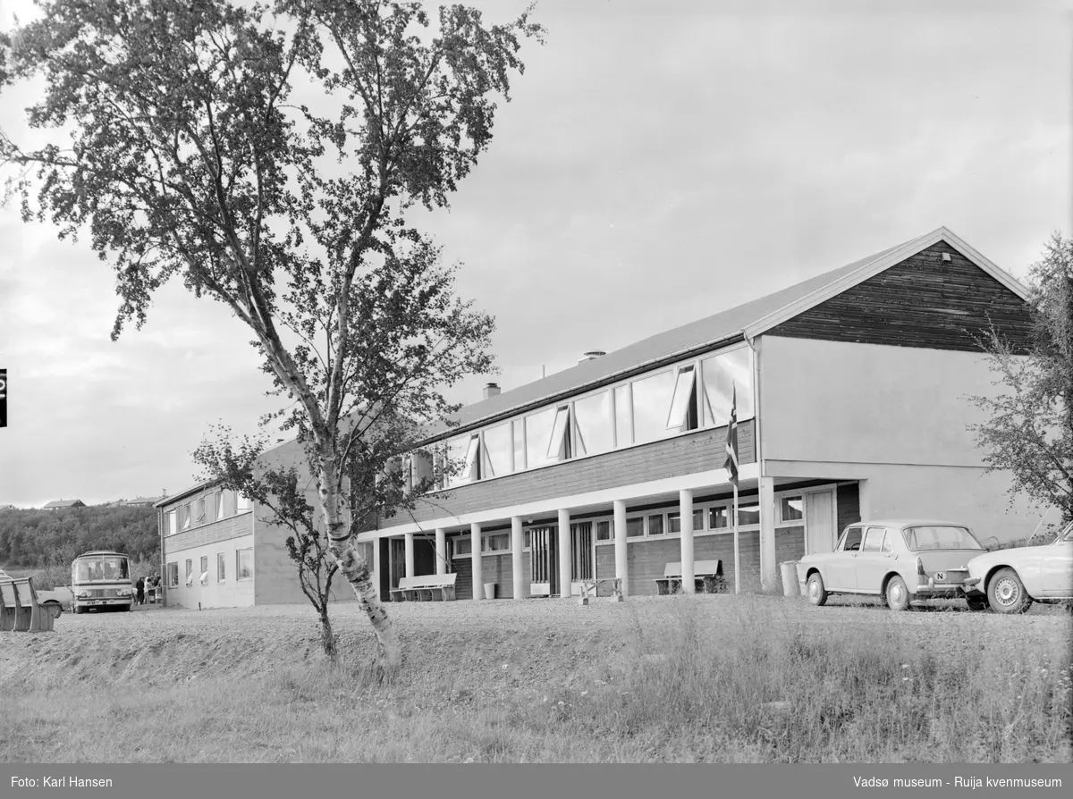 Ungdomssenteret i Vestre Jakobselv 1972. Senteret ble bygd og eid av Vestlandske indremisjon