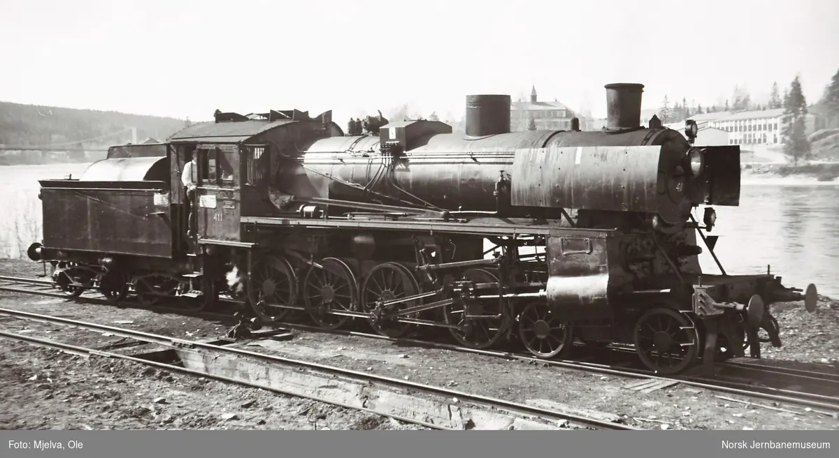Damplokomotiv type 26c nr. 411 på Kongsvinger