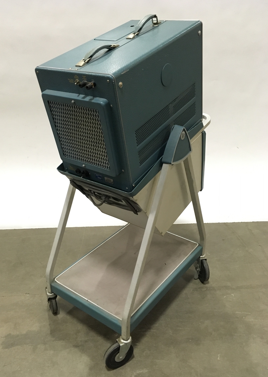 Oscilloskop, Tektronix Type 545A. Med vagn. Har använts för att kontrollera och kalibrera STRIL 60-system.