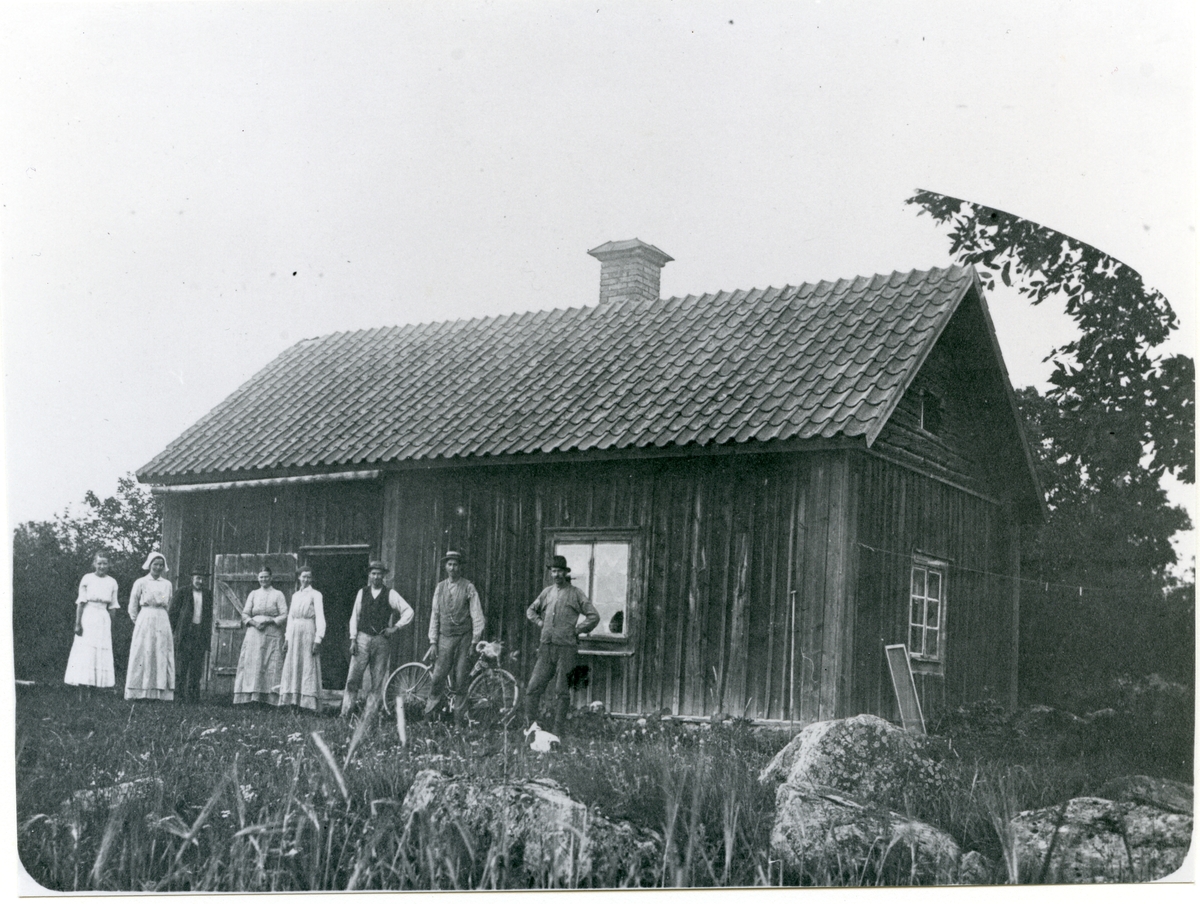 Västerås-Barkarö sn, Västerås kn, Fiskartorp.
Familjen Andersson, c:a 1900-1910.
