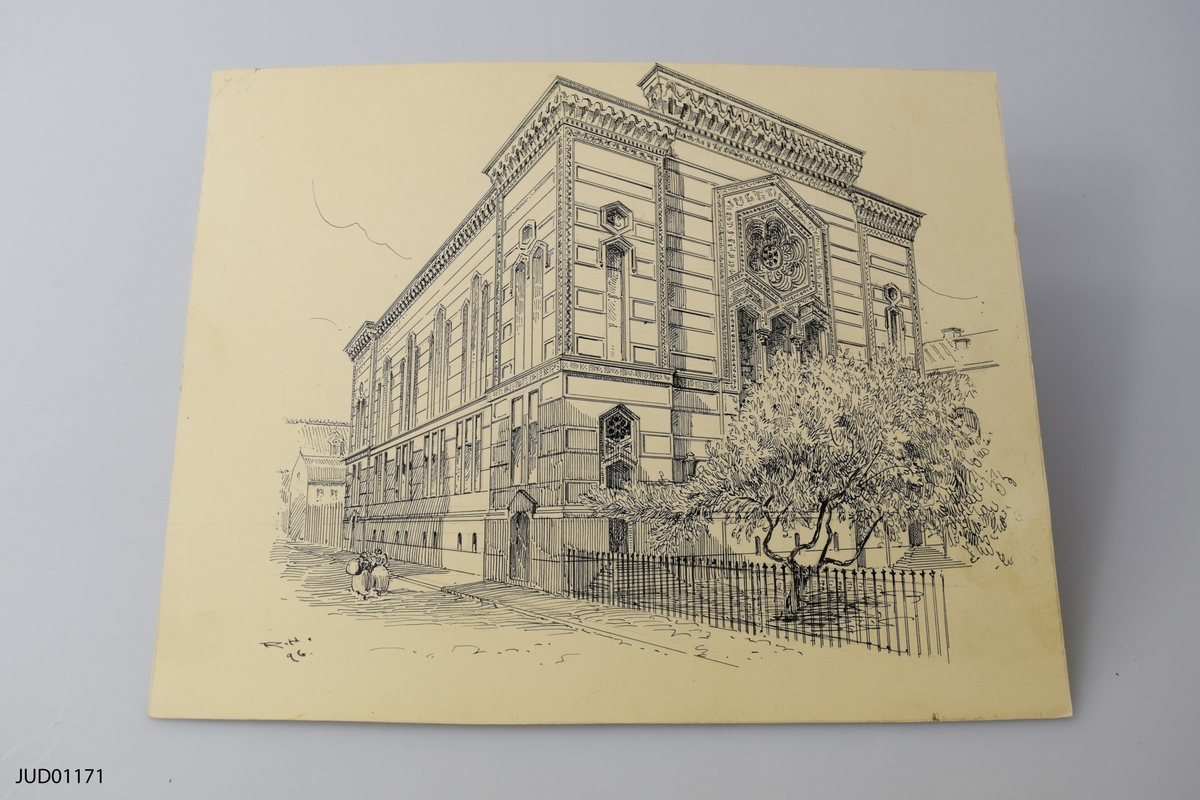 Signerad och daterad illustration i bläck och blyerts föreställande Stockholms stora synagoga