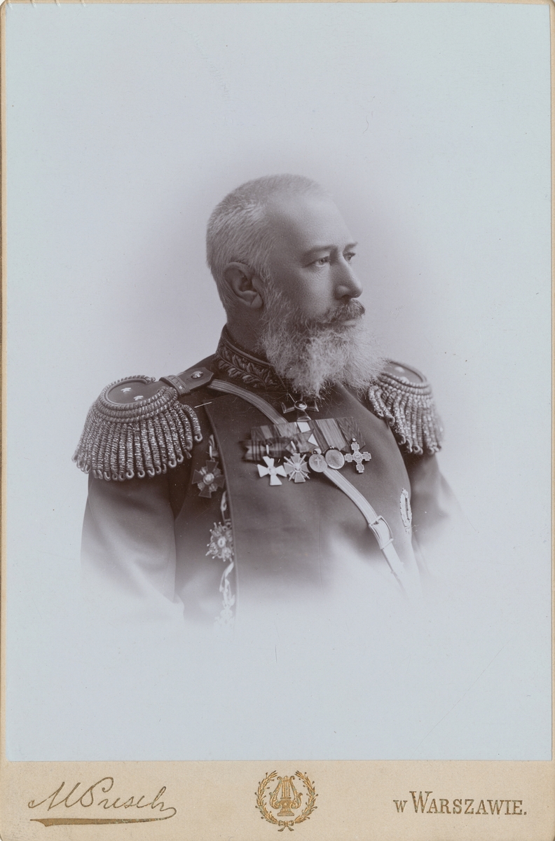 Porträtt av Alexander Stefan Krutov(?), rysk officer, död i St. Petersburg 1917.
