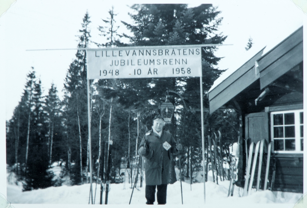 Lillevannsbråtens jubileumsrenn 10 år, 1948-1958, Oslo Kvinnelige Handelsstands Forening