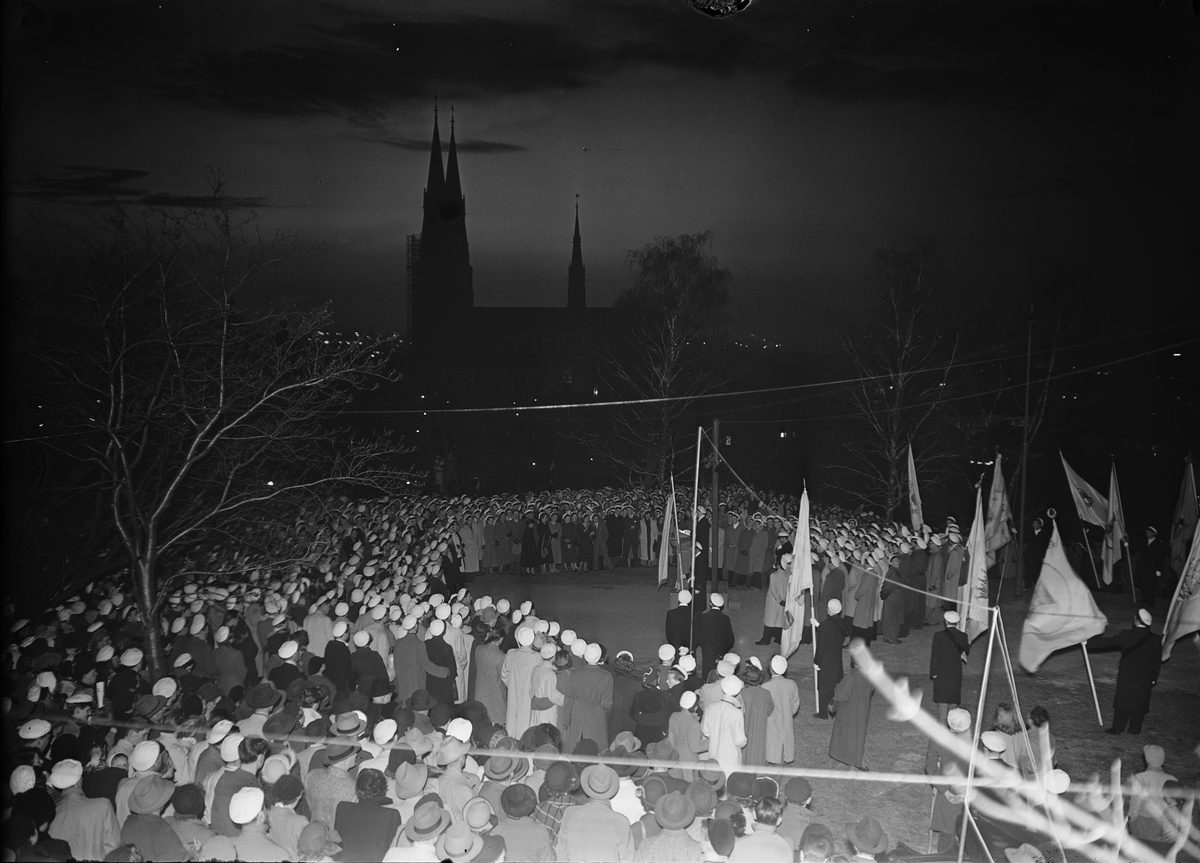 Valborgsmässofirande, Slottsbacken, Uppsala 1951