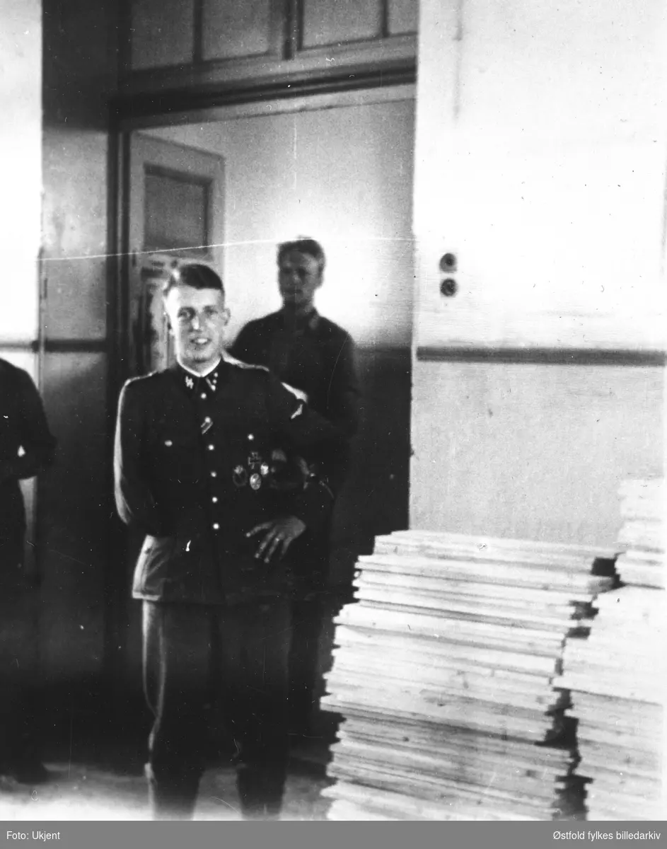 Norske studenter  i Tyskland for "omskolering" 1941-45. Student i tysk uniform.