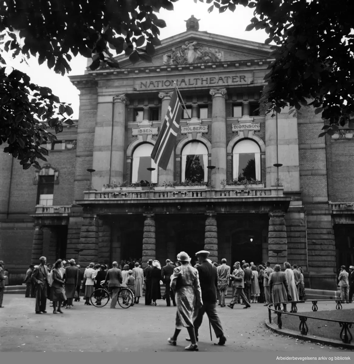 Nationaltheatrets 50 års jubileum. August 1949