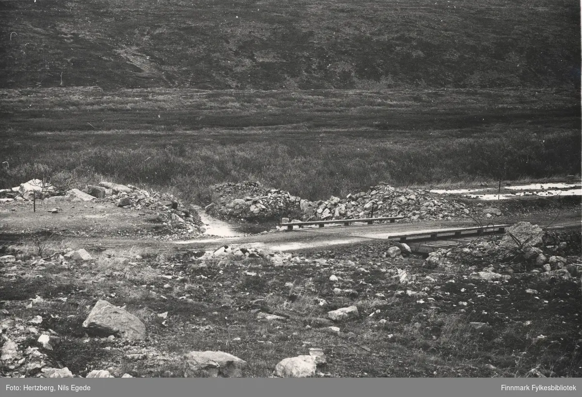 Provisorisk bru på Ifjordfjellet, 1946. Km 18.