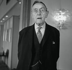 Francis Bull. 1887-1974. Møte i Lytterforeningen. Datert 15 