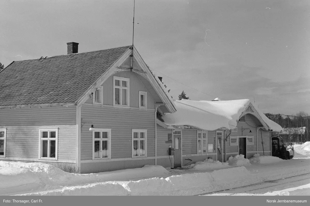 Stasjonsbygningen på Bøverbru på Skreiabanen