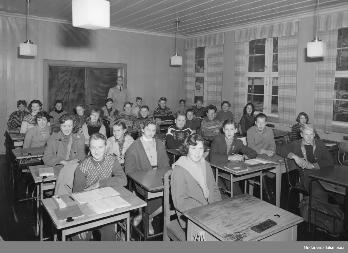 Framhaldsskolen Fåvang teorilinja 1957-1958. Ringebu