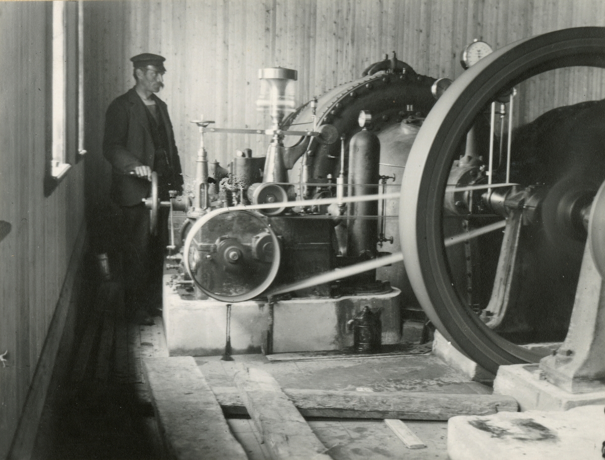 Interiör Porjus, 2 st turbiner á 300 hkr.
Tillverkade av Borås Mekaniska Verkstad.