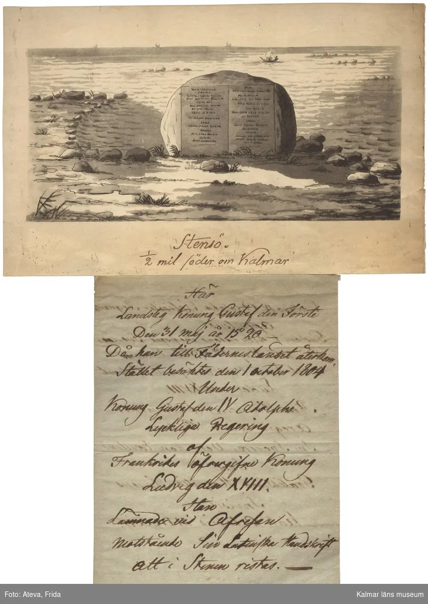 Motiv med stenen vid Stensö i Kalmar. Sten med inristad text med Kalmarsund i bakgrunden med rev och båtar.