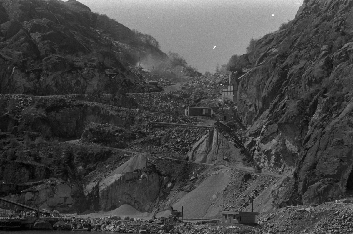 Fjordstein steinbrudd, mai 1973.