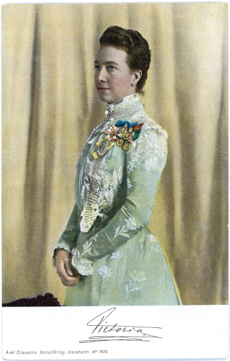 Vykort med porträtt och namnteckning av drottning "Victoria"