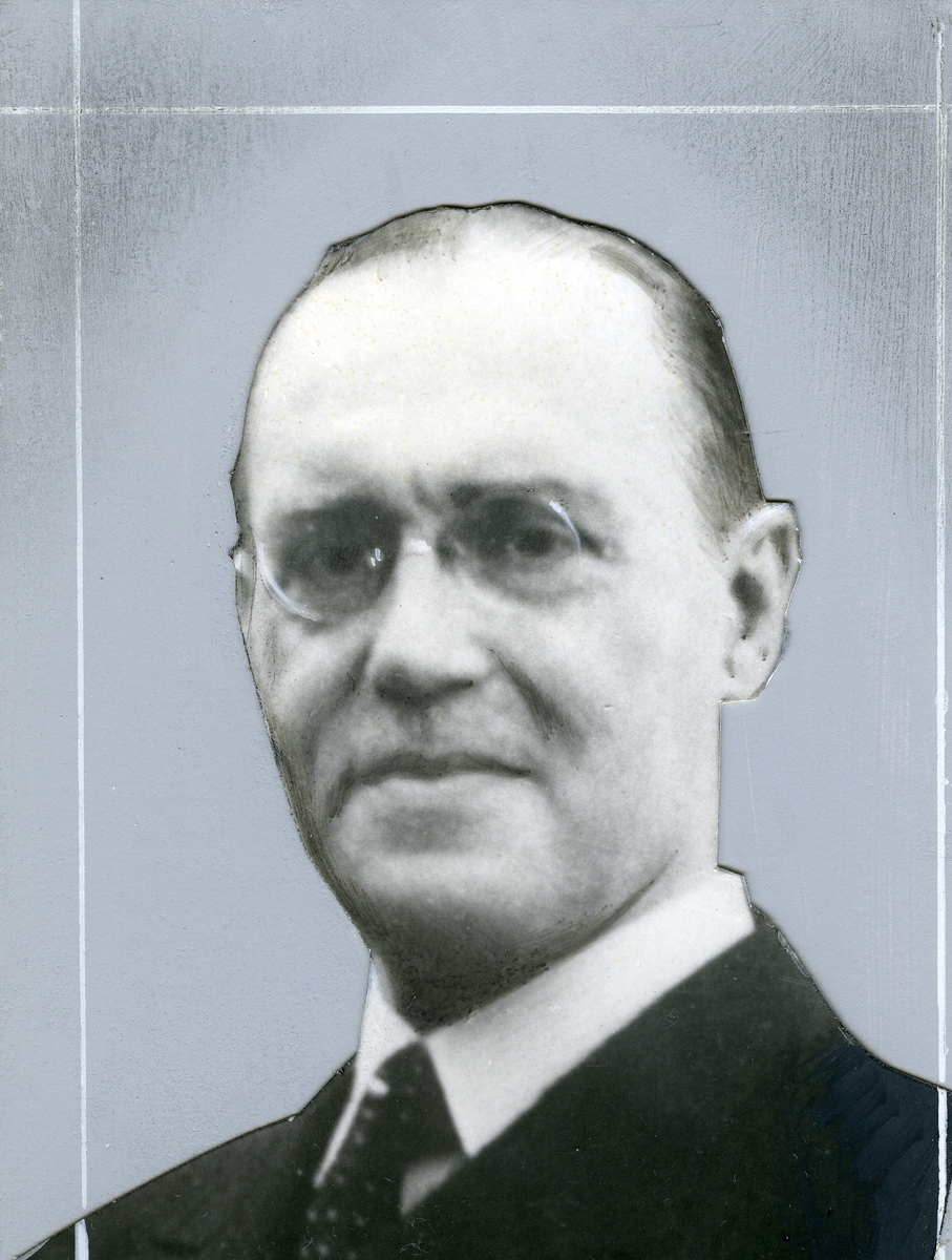 Fredrikstad. 
Carl Fr. Holmboe (1882-1960), Ingeniør. 
Direktør
Denofa.