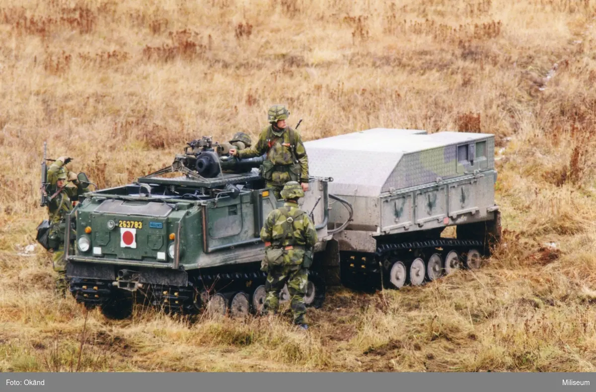 Pansarvärnsrobotbandvagn 2063.
