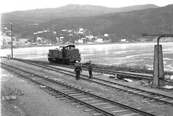Sulitjelmabanens diesellokomotiv SAULO på Finneid stasjon