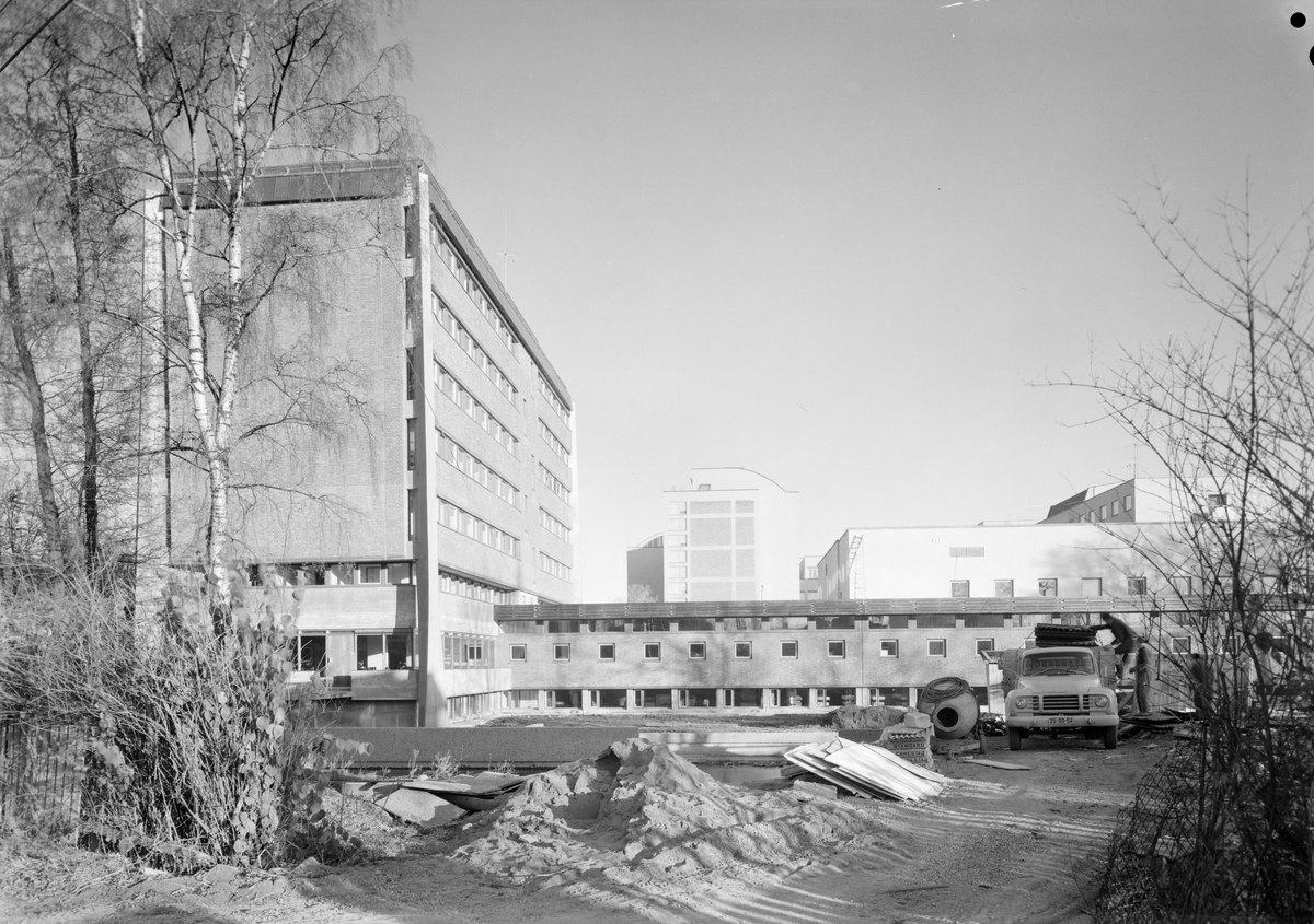 Arkitekturfoto av "Hall-bygget" i Forskningsparken på Blindern.