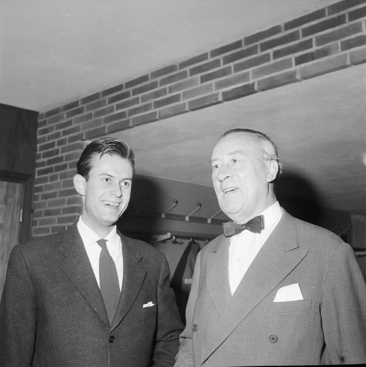 Liberala studenter, Nils Aastrup och Patrik Wykman vid debatt på Smålands nation, Uppsala 1959