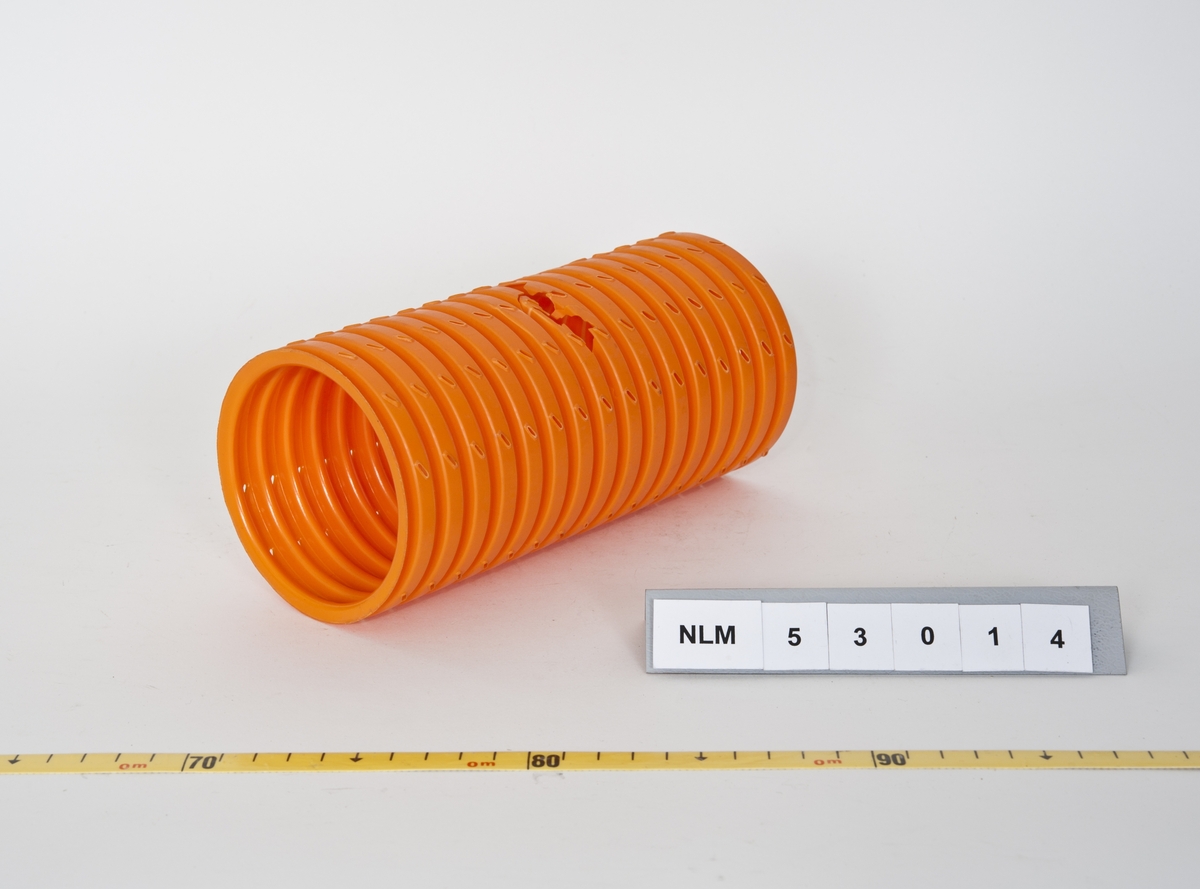 Drensrør, PVC, korrugert. Wendia.
80 mm innvendig diameter. 10 hullrekker.