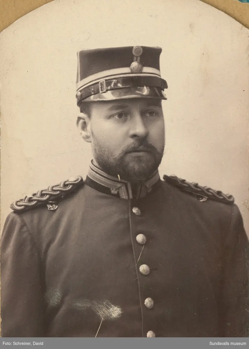 Tavla till borgmästaren Johan Otto Drake på födelsedagen 1901 från Sundsvalls poliskår.