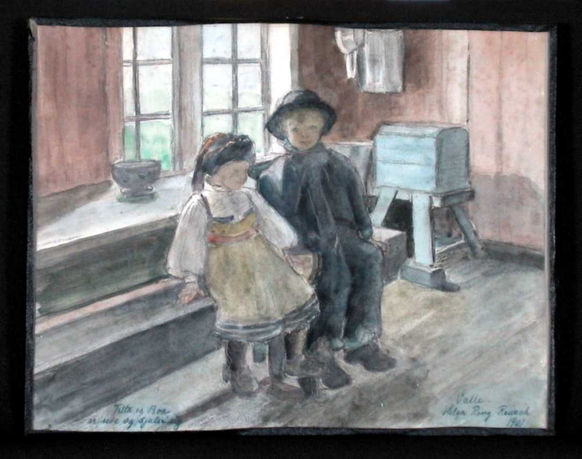 Interiør med to barn som sitter på en benk ved langbordet.