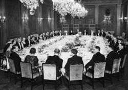 gruppebilde, menn, kvinner, middagsselskap