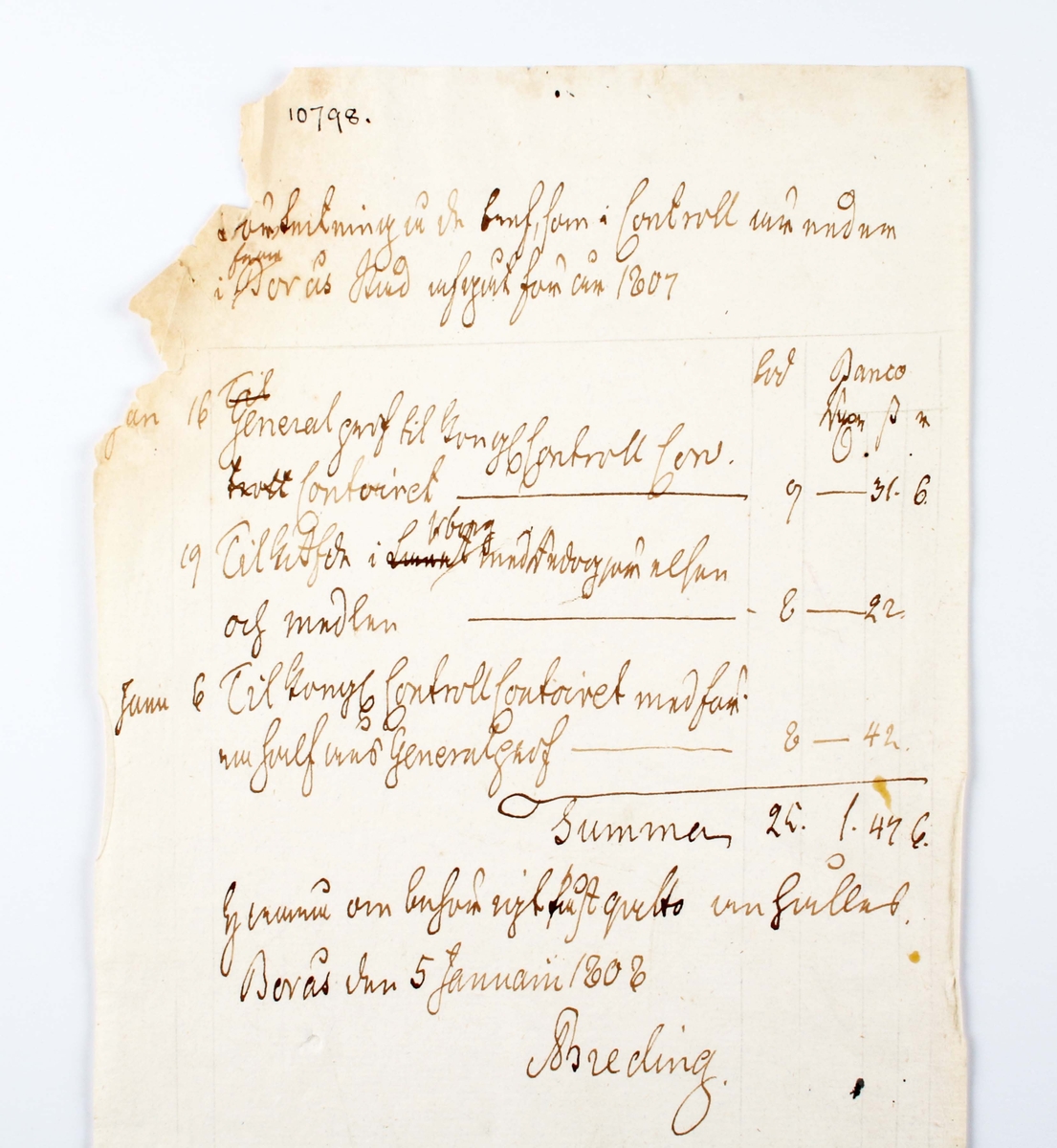 Dokument i form av pappersark. Förteckning på brev i kontrollärenden, som under år 1807 avgått från Borås. Underskrivet av A. Breding. Blekt papper med handskriven svart text. Bruks- och åldersslitage. Ett hörn med skada.