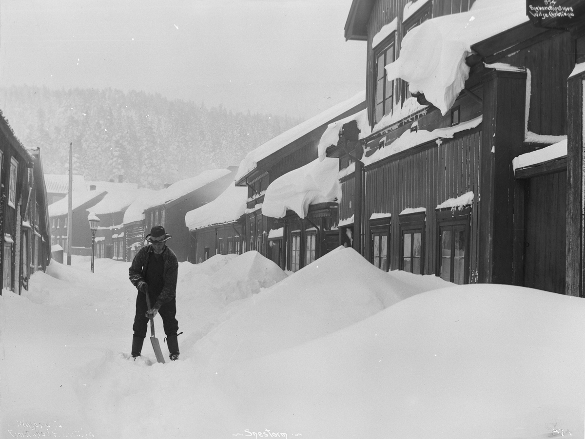 Snestorm i Trangvik Drammen, januar 1902
