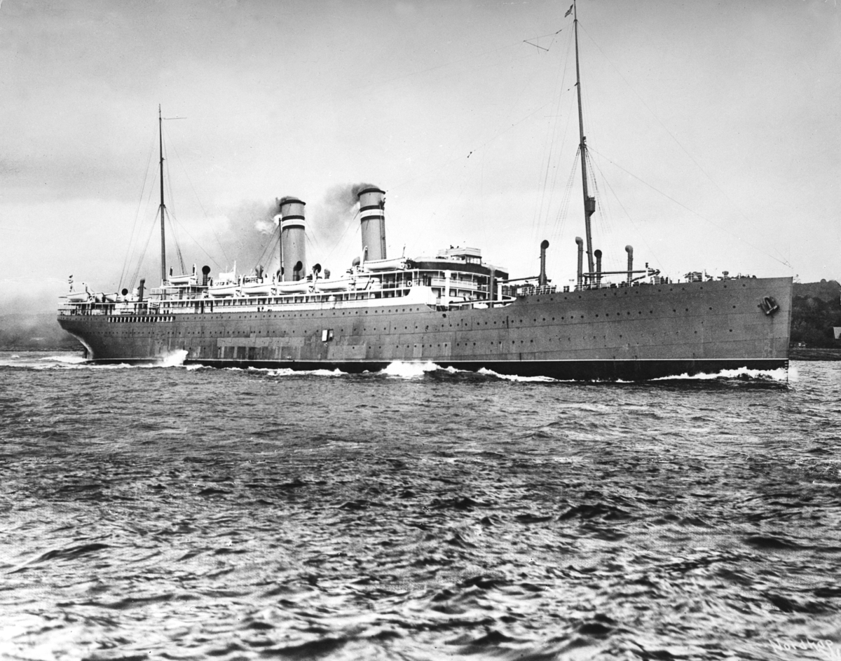 Dampskipet Bergensfjord, Den Norske Amerikalinje. Fotografert 1923.