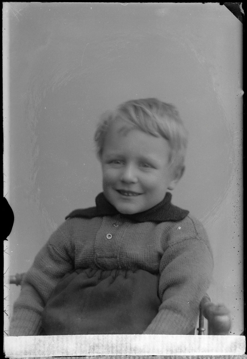 Innskr. på negativkonvolutt: "Ing. Jørgensens barn" - 1923