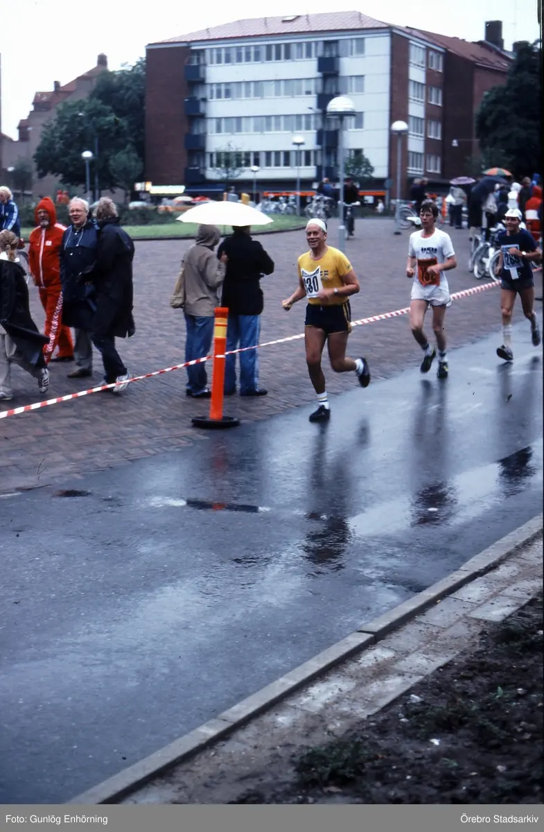 Löpare Springer Maraton 1982 örebro Stadsarkiv Digitaltmuseum